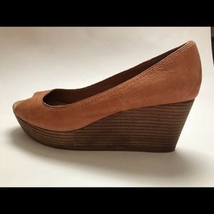 Lucky Brand wooden leather wedges size 7.5